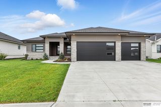 5508 N 208th Street, Elkhorn, NE 68022