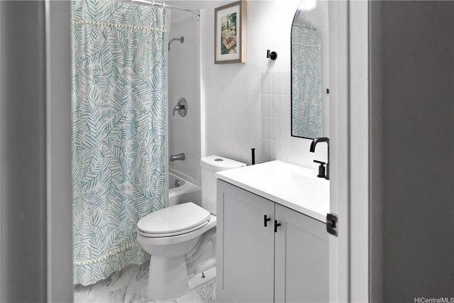 1130 Wainiha Street B, Honolulu, HI 96825