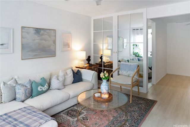 1130 Wainiha Street B, Honolulu, HI 96825