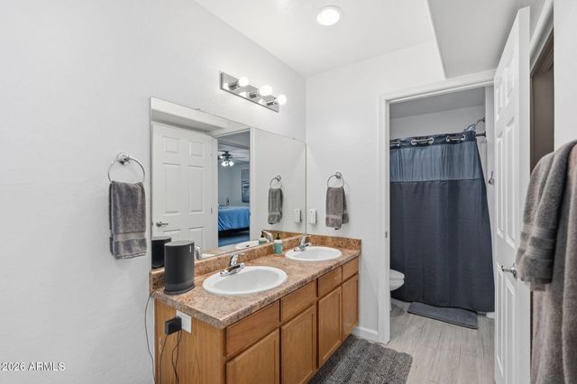 2929 N 39TH Street 6, Phoenix, AZ 85018