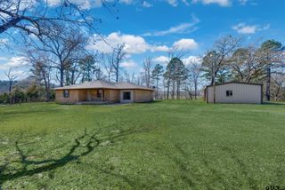 5730 E FM 323, Palestine, TX 75801