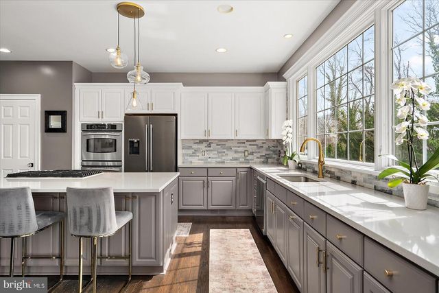 927 HILLTOP RD, Arnold, MD 21012