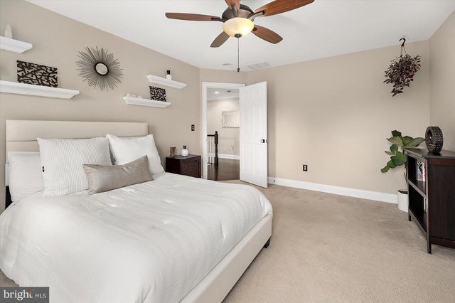 927 HILLTOP RD, Arnold, MD 21012