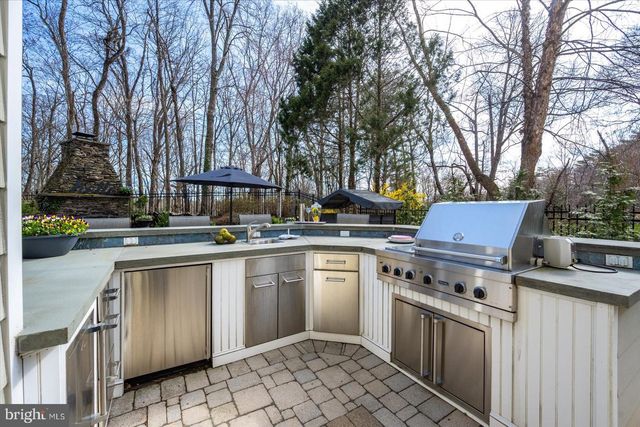 927 HILLTOP RD, Arnold, MD 21012