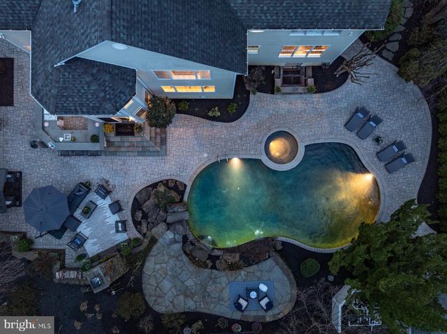 927 HILLTOP RD, Arnold, MD 21012
