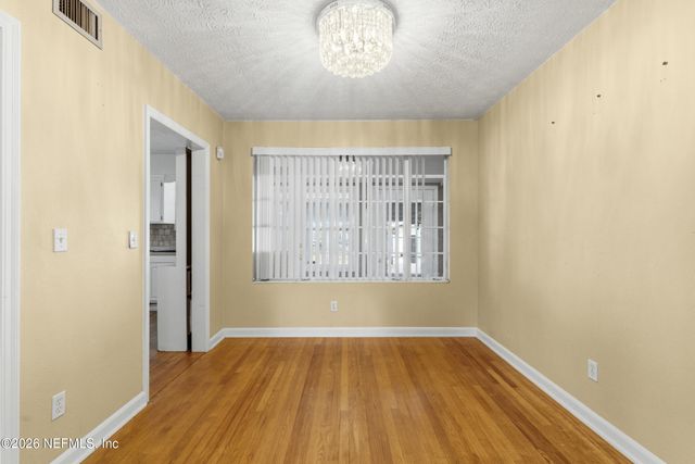 8243 CONCORD Boulevard E, Jacksonville, FL 32208