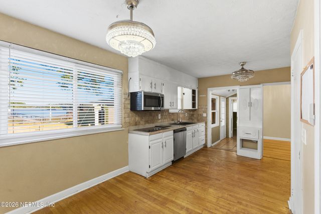 8243 CONCORD Boulevard E, Jacksonville, FL 32208