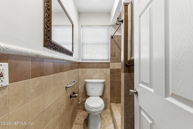 8243 CONCORD Boulevard E, Jacksonville, FL 32208