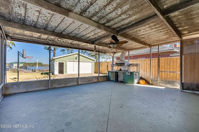 8243 CONCORD Boulevard E, Jacksonville, FL 32208