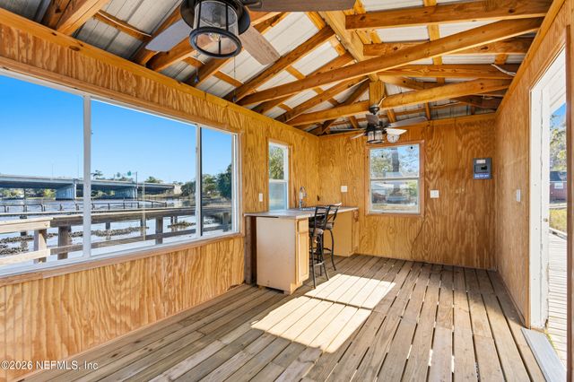 8243 CONCORD Boulevard E, Jacksonville, FL 32208