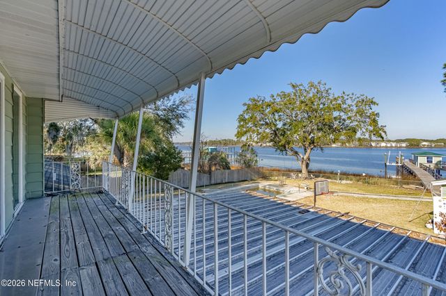 8243 CONCORD Boulevard E, Jacksonville, FL 32208