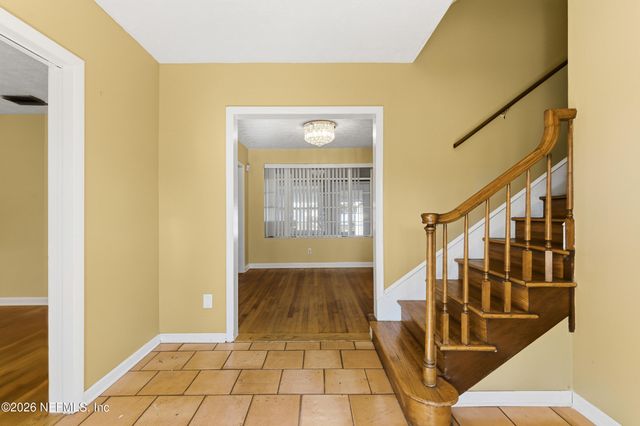 8243 CONCORD Boulevard E, Jacksonville, FL 32208