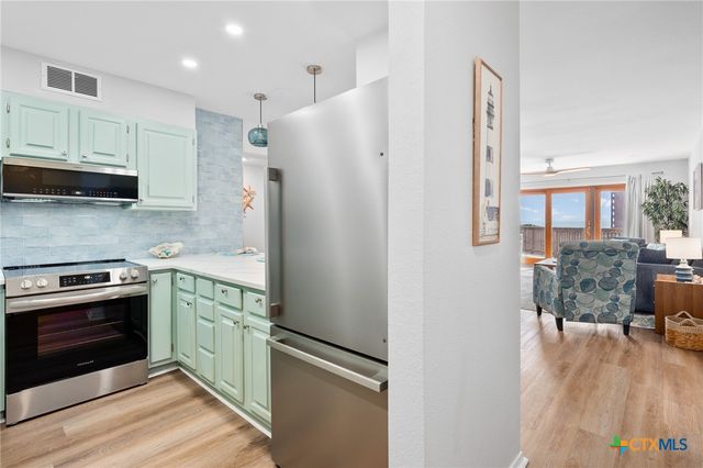 5973 State Highway 361 125, Port Aransas, TX 78373