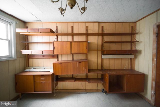 8020 EASTERN AVE NW, Washington, DC 20012