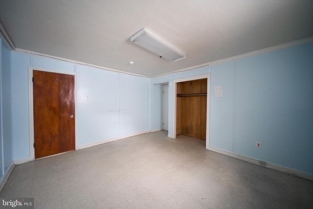 8020 EASTERN AVE NW, Washington, DC 20012