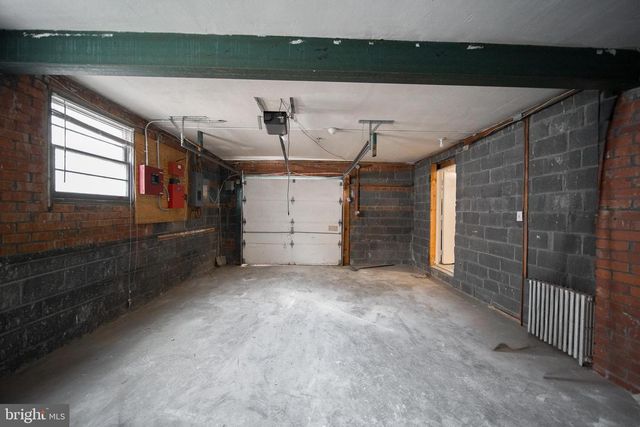 8020 EASTERN AVE NW, Washington, DC 20012