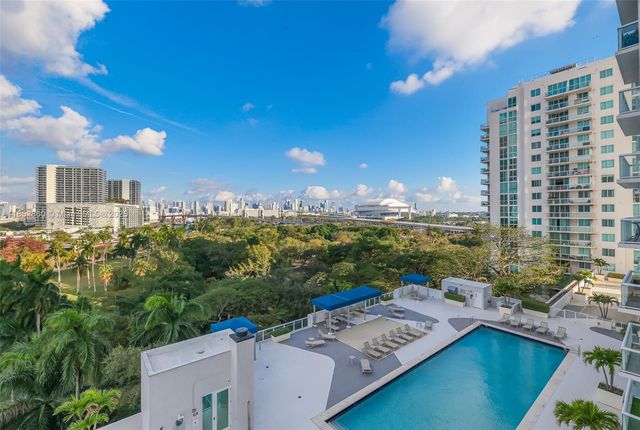 1861 NW North River Dr 1806, Miami, FL 33125