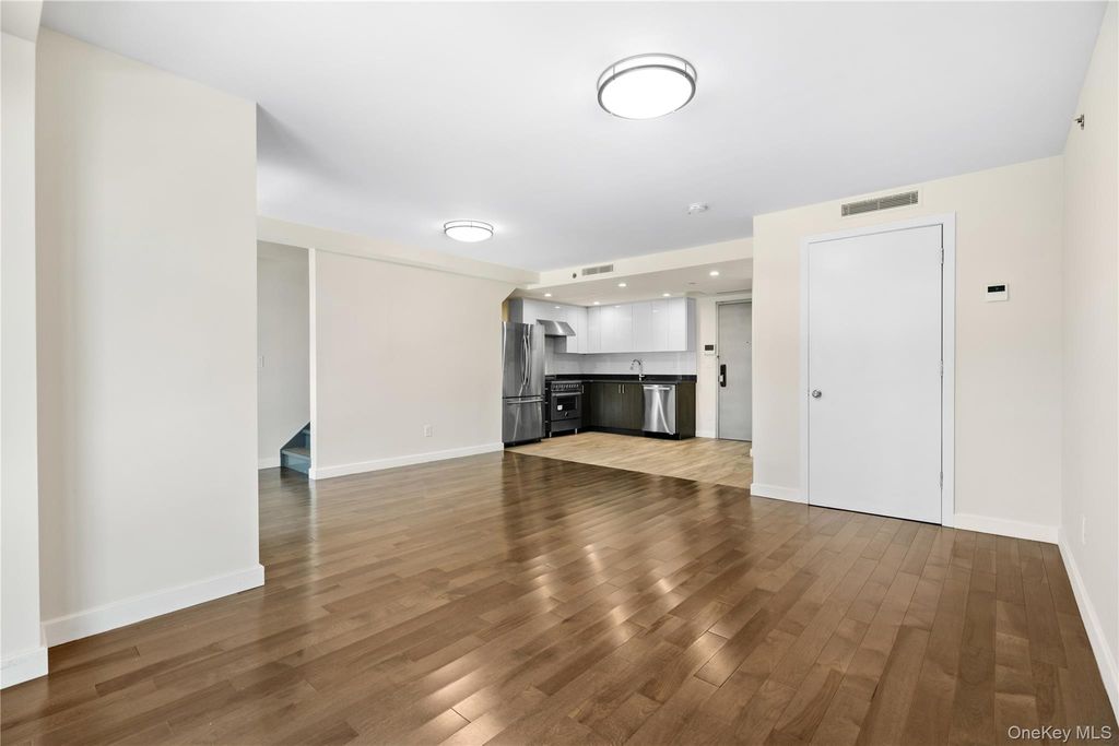 97-45 63rd Drive 7A, Rego Park, NY 11374 — photo 5