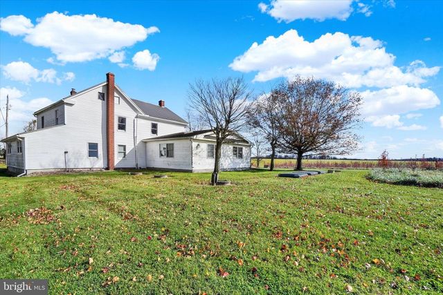 5270 PINE HILL RD, Dover, PA 17315