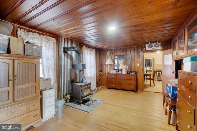 5270 PINE HILL RD, Dover, PA 17315