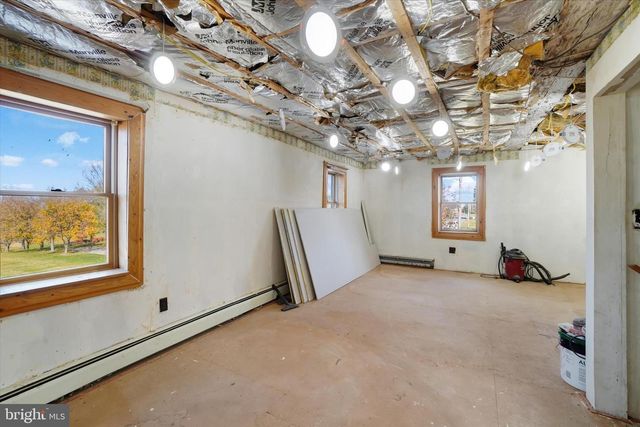 5270 PINE HILL RD, Dover, PA 17315