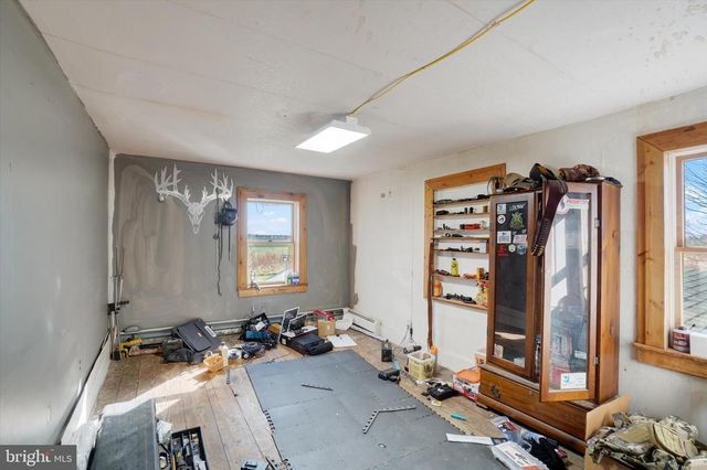 5270 PINE HILL RD, Dover, PA 17315