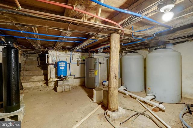 5270 PINE HILL RD, Dover, PA 17315