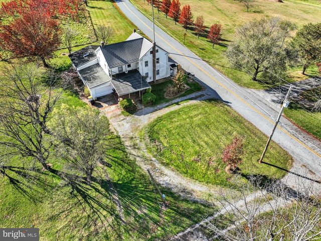 5270 PINE HILL RD, Dover, PA 17315