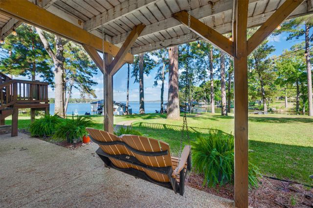 536 Wildewood DR, Chandler, TX 75758