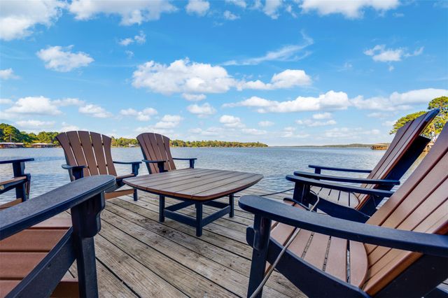 536 Wildewood DR, Chandler, TX 75758