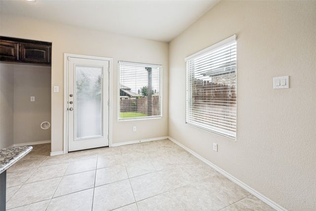 6916 Cloudcroft Lane, Fort Worth, TX 76131