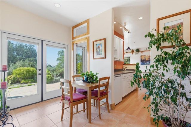 1175 Eagle Hill Road, Royal Oaks, CA 95076