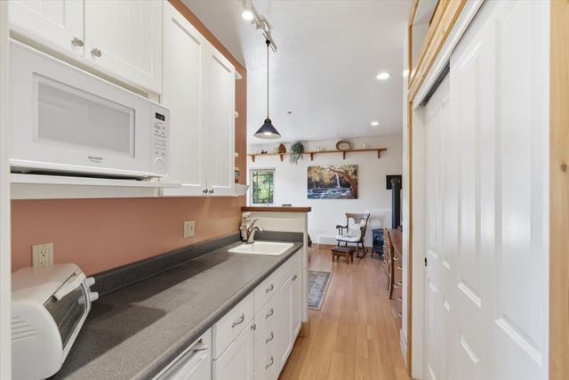 1175 Eagle Hill Road, Royal Oaks, CA 95076