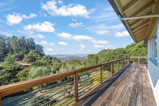 1175 Eagle Hill Road, Royal Oaks, CA 95076