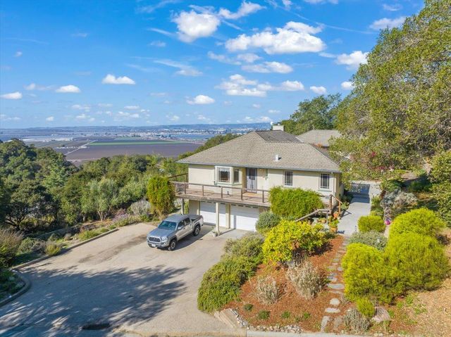 1175 Eagle Hill Road, Royal Oaks, CA 95076