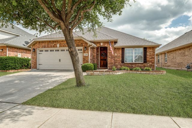 1109 Crest Meadow Drive, Fort Worth, TX 76052