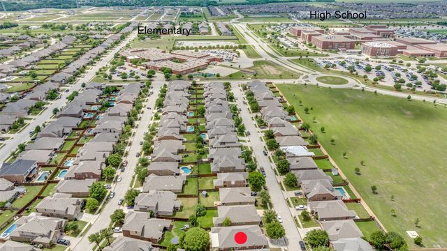 1109 Crest Meadow Drive, Fort Worth, TX 76052