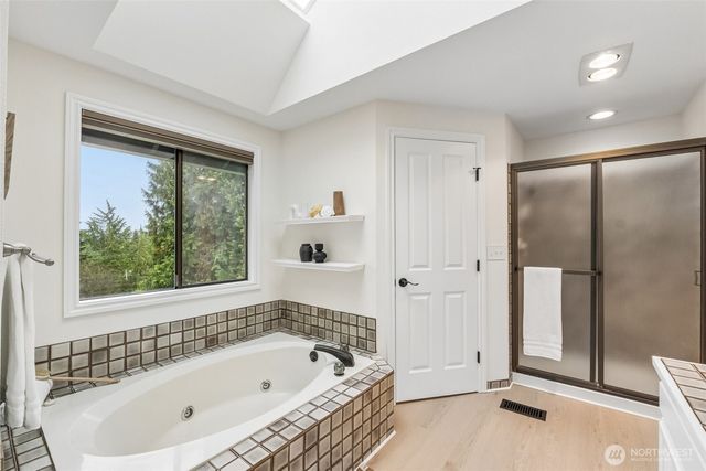 4518 164th Court NE, Redmond, WA 98052
