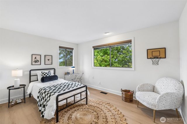 4518 164th Court NE, Redmond, WA 98052