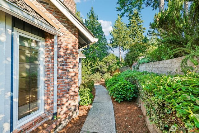 4518 164th Court NE, Redmond, WA 98052