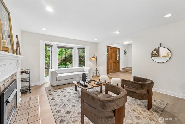4518 164th Court NE, Redmond, WA 98052