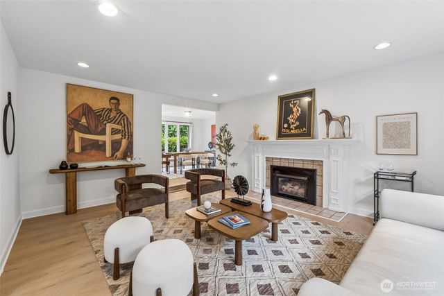 4518 164th Court NE, Redmond, WA 98052