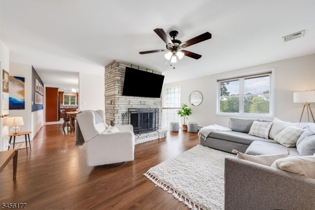 27 Dalewood Rd, Wayne Twp., NJ 07470