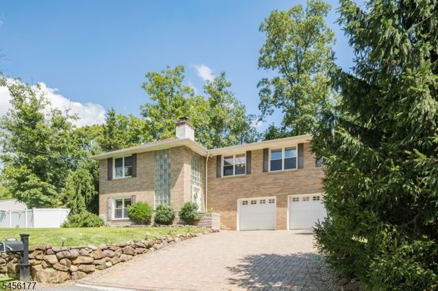 27 Dalewood Rd, Wayne Twp., NJ 07470
