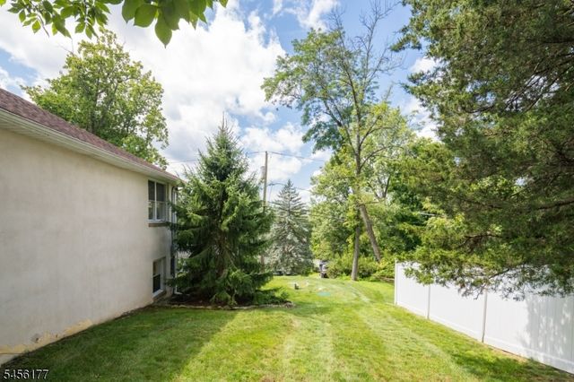 27 Dalewood Rd, Wayne Twp., NJ 07470