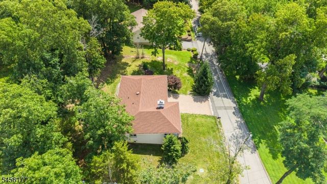 27 Dalewood Rd, Wayne Twp., NJ 07470