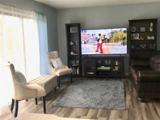 2209 Grovemont, Santa Ana, CA 92705