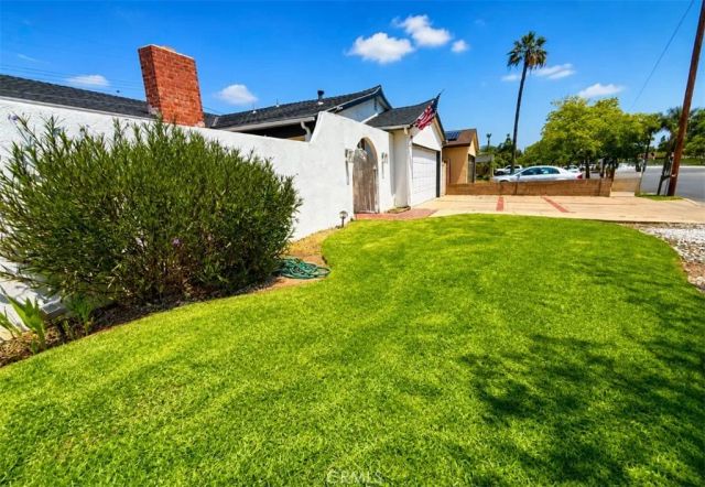 2209 Grovemont, Santa Ana, CA 92705