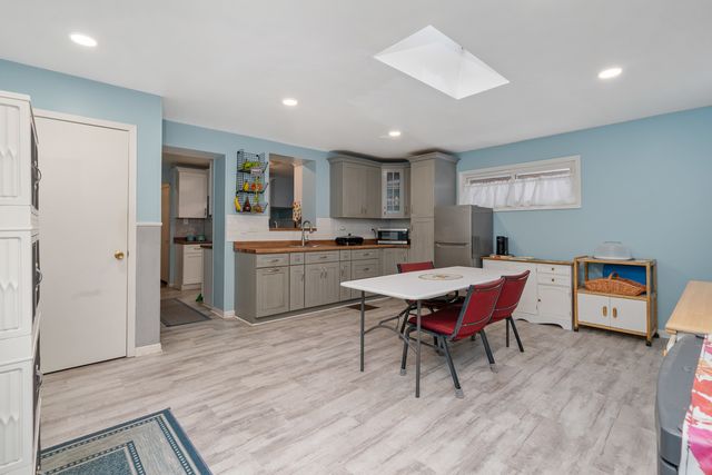 11305 S Central Park Avenue, Chicago, IL 60655