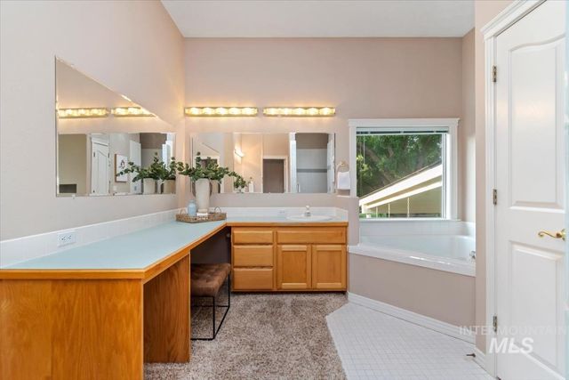 2321 E Brigantine, Eagle, ID 83616